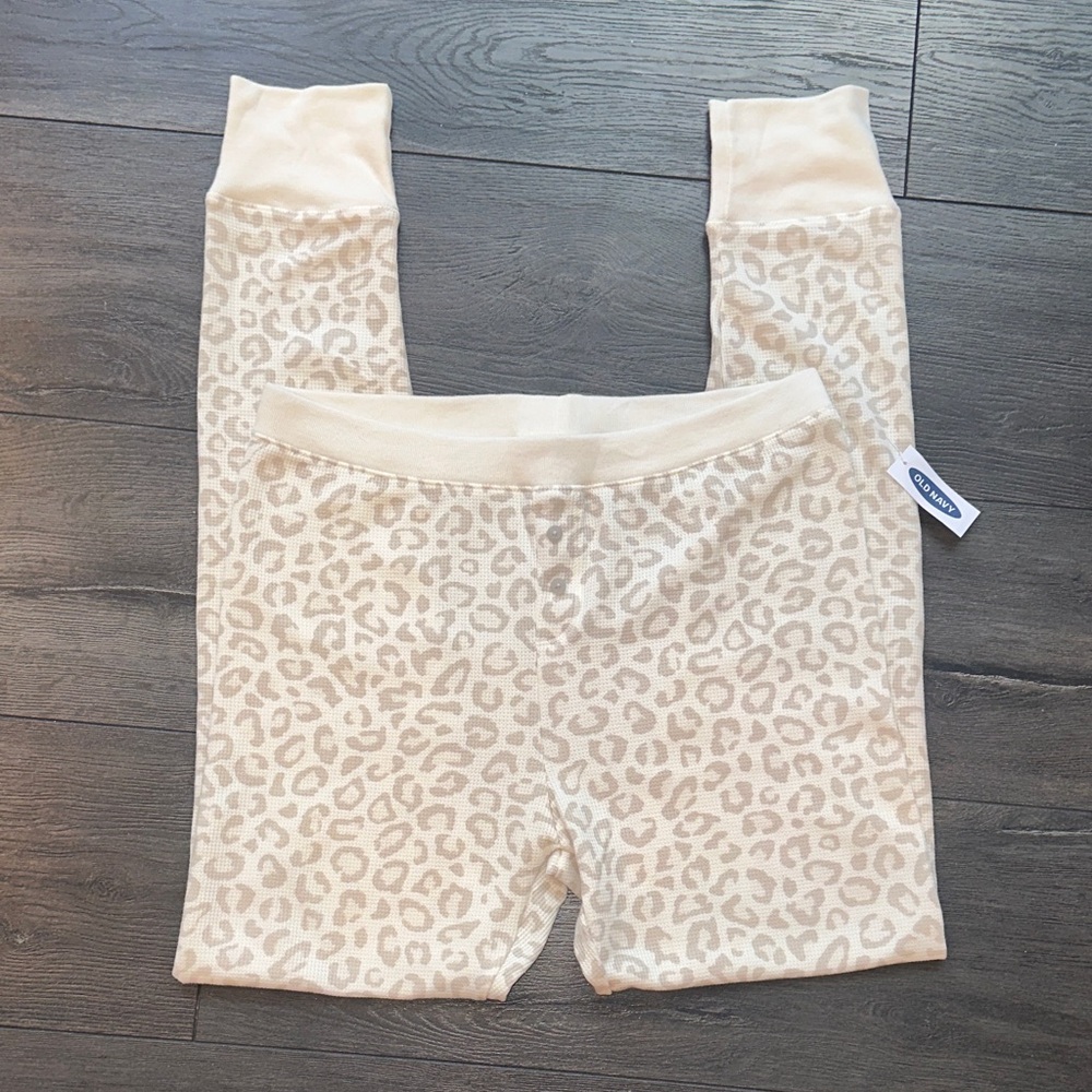 Old Navy Beige Leopard Print Leggings